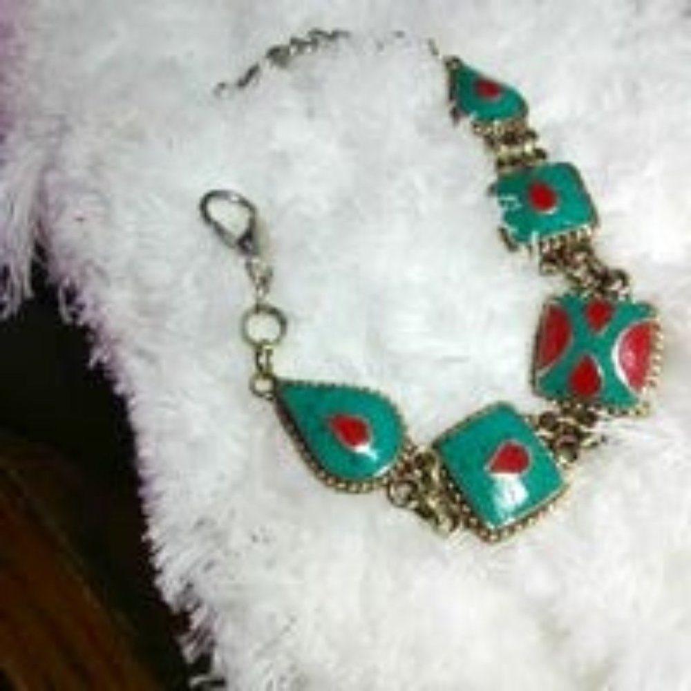 Red Coral & Turquoise Bracelet - Picture 4 of 5